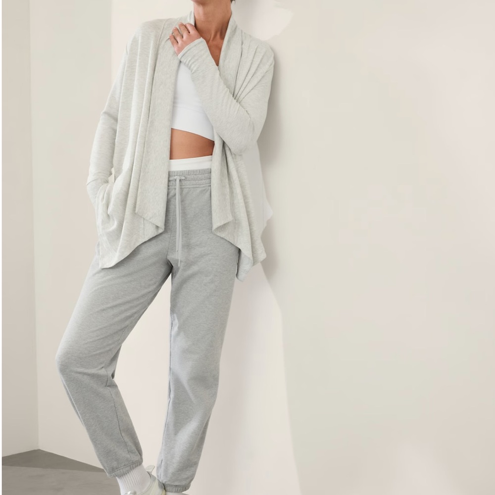 Athleta Pranayama Restore Wrap- Light Grey Heather